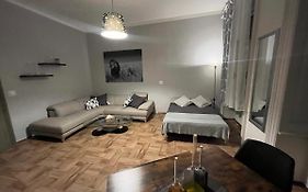 Karlin Apartman
